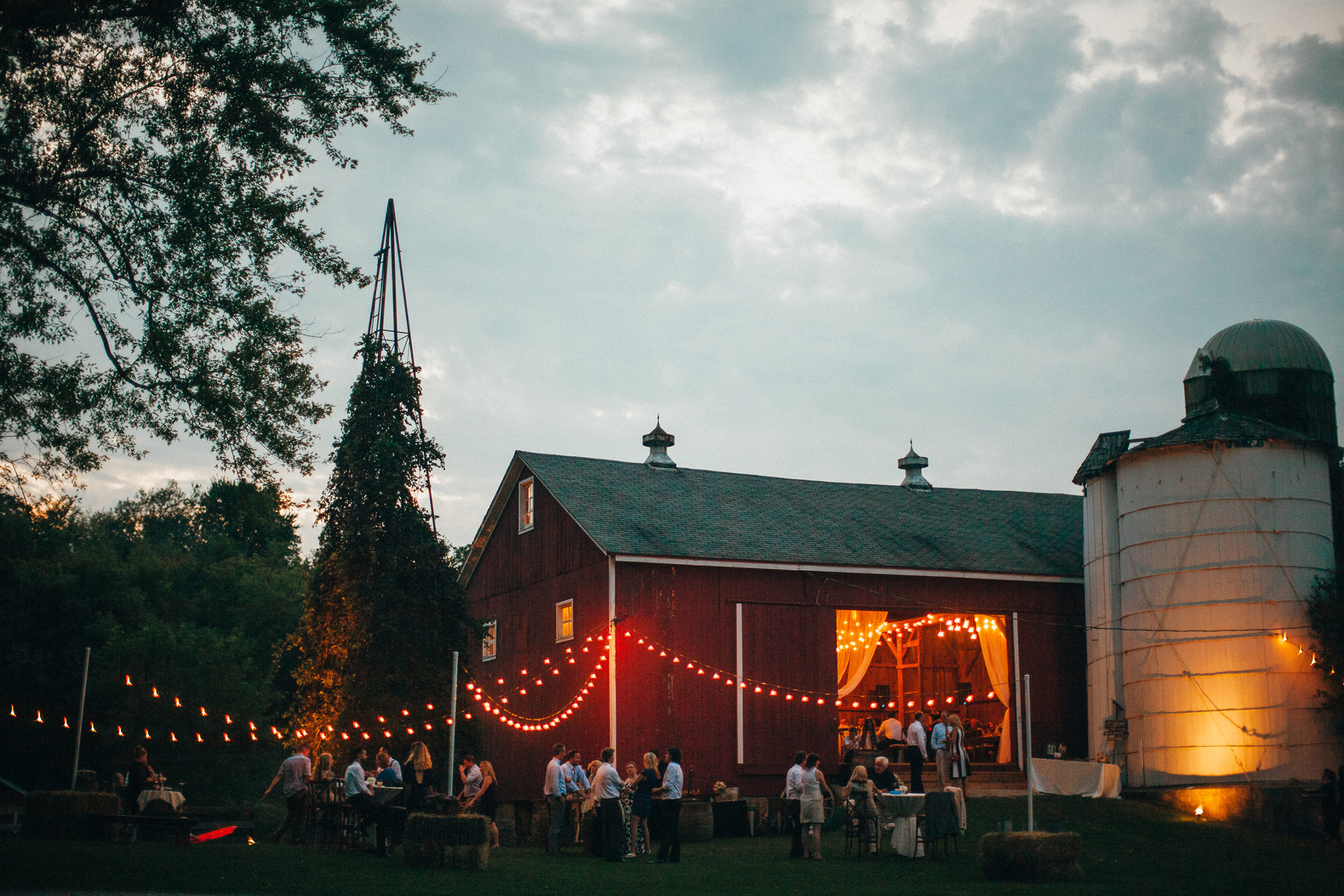 The 9 Best Wisconsin Outdoor Wedding Venues