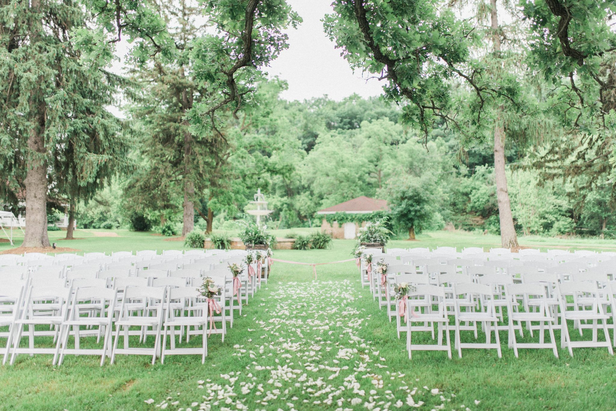 barn venue for wedding in Wisconsin - Sugarland